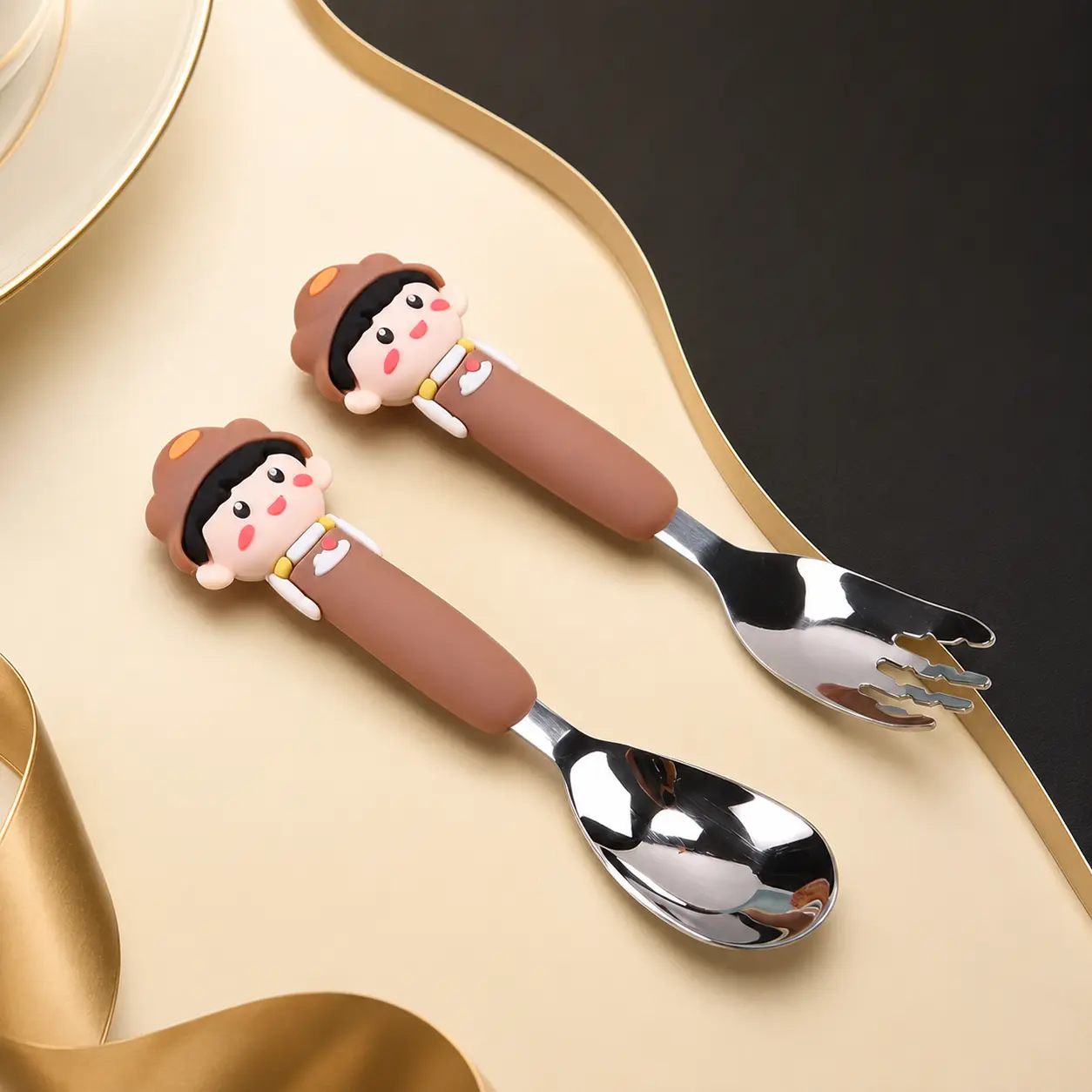 Brown character children's cutlery set