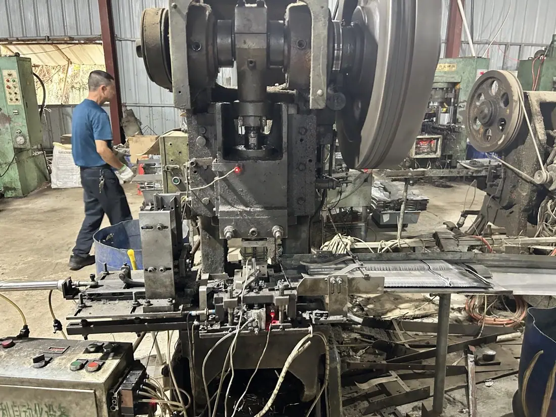 Fork tine cutting